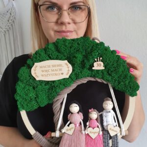Portret Rodzinny z Drzewkiem z Mchu - Rodzice i  jedno dziecko